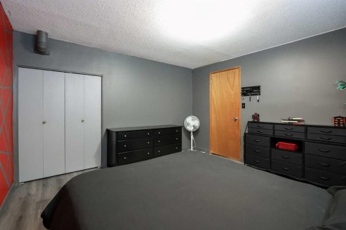 56 Elder Street, Red Deer, AB - Indoor Photo Showing Bedroom