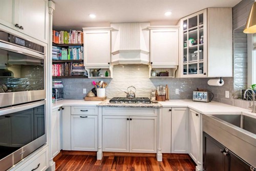 14 Eldridge Crescent, Red Deer, AB - Indoor Photo Showing Kitchen