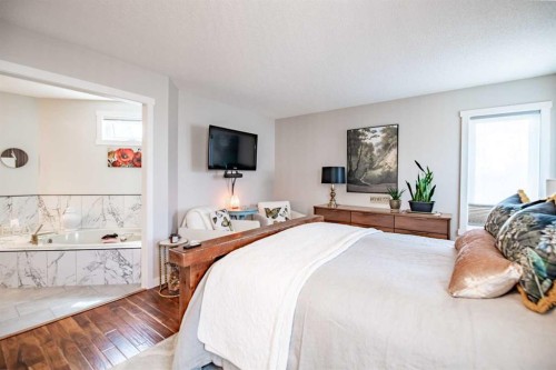 14 Eldridge Crescent, Red Deer, AB - Indoor Photo Showing Bedroom