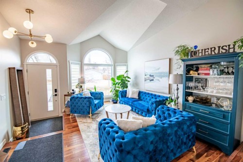 14 Eldridge Crescent, Red Deer, AB - Indoor Photo Showing Other Room