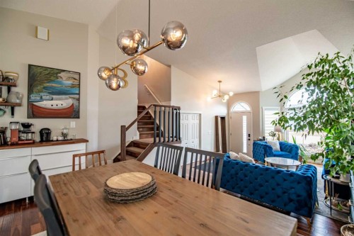 14 Eldridge Crescent, Red Deer, AB - Indoor Photo Showing Dining Room