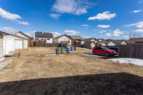 63 Vickers Close, Red Deer, AB - Outdoor