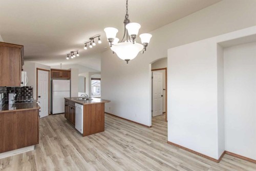 63 Vickers Close, Red Deer, AB - Indoor Photo Showing Kitchen