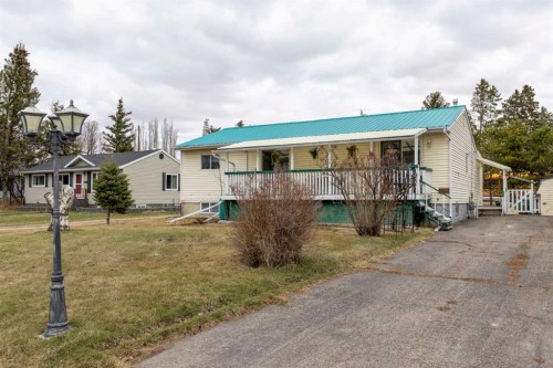 4108 49A Avenue, Innisfail, AB - Outdoor With Deck Patio Veranda
