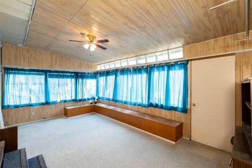 4108 49A Avenue, Innisfail, AB - Indoor Photo Showing Other Room