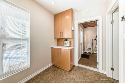 157 Grand Avenue, Norglenwold, AB - Indoor Photo Showing Other Room