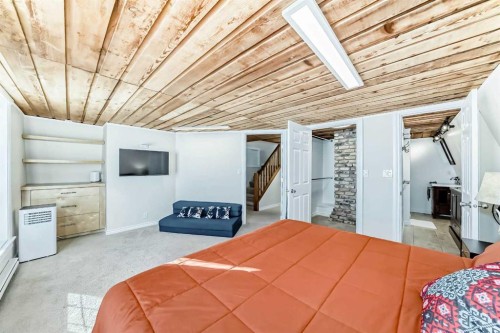 157 Grand Avenue, Norglenwold, AB - Indoor
