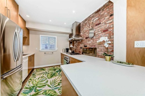 157 Grand Avenue, Norglenwold, AB - Indoor Photo Showing Kitchen