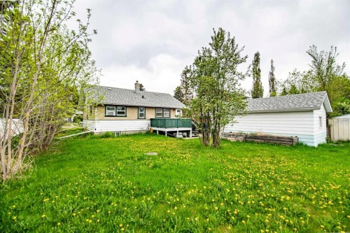 3505 45 Avenue, Red Deer, AB - Outdoor