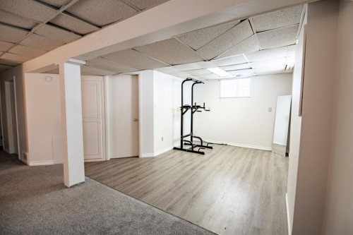 3505 45 Avenue, Red Deer, AB - Indoor