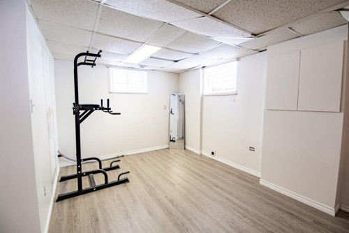 3505 45 Avenue, Red Deer, AB - Indoor