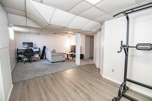 3505 45 Avenue, Red Deer, AB - Indoor