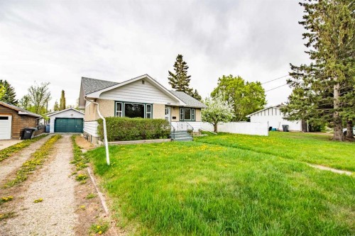 3505 45 Avenue, Red Deer, AB - Outdoor