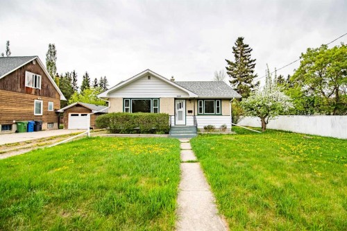 3505 45 Avenue, Red Deer, AB - Outdoor With Facade