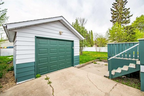 3505 45 Avenue, Red Deer, AB - Outdoor
