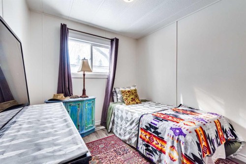 23-501 School, Trochu, AB 