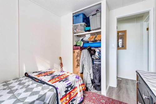 23-501 School, Trochu, AB 