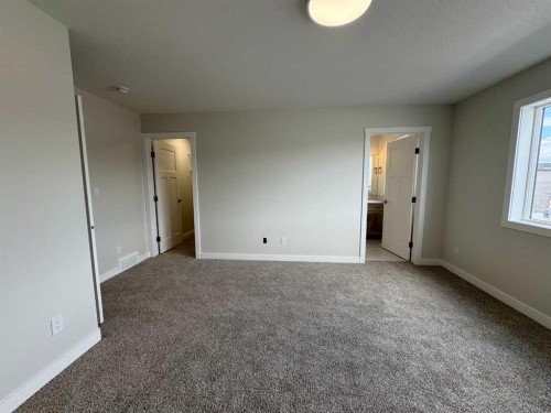 52 Emmett Crescent, Red Deer, AB - Indoor Photo Showing Other Room