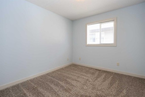 85 Cedar Crescent, Blackfalds, AB - Indoor Photo Showing Other Room