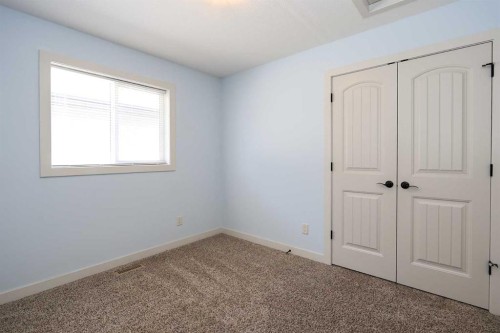 85 Cedar Crescent, Blackfalds, AB - Indoor Photo Showing Other Room