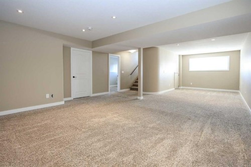 85 Cedar Crescent, Blackfalds, AB - Indoor Photo Showing Other Room