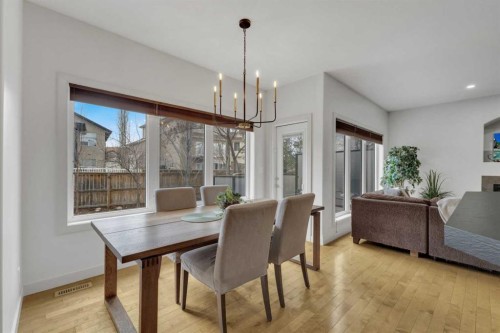 132 Ingle Close, Red Deer, AB - Indoor Photo Showing Dining Room