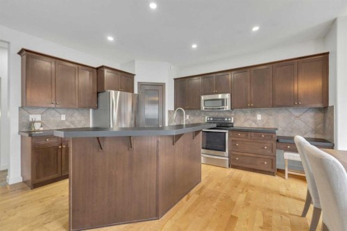 132 Ingle Close, Red Deer, AB - Indoor Photo Showing Kitchen With Stainless Steel Kitchen With Upgraded Kitchen