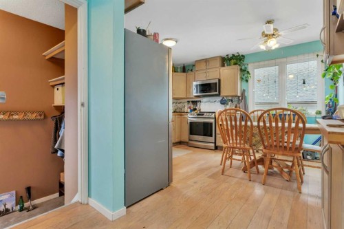 6749 59 Avenue, Red Deer, AB - Indoor