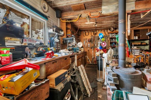 6749 59 Avenue, Red Deer, AB - Indoor