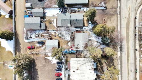 6749 59 Avenue, Red Deer, AB - Outdoor