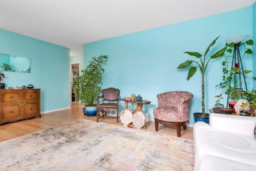 6749 59 Avenue, Red Deer, AB - Indoor