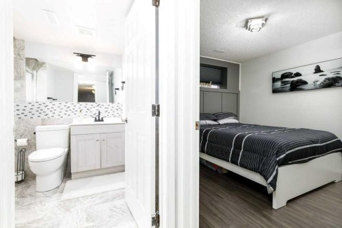 134 Langford Crescent, Red Deer, AB - Indoor Photo Showing Bathroom