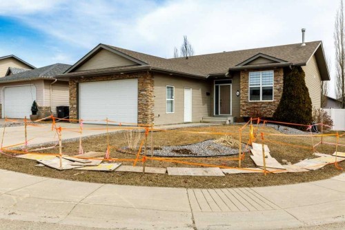 134 Langford Crescent, Red Deer, AB - Outdoor With Facade