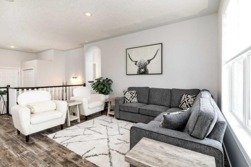 134 Langford Crescent, Red Deer, AB - Indoor Photo Showing Living Room