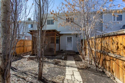 11 Erickson Drive, Red Deer, AB - Outdoor