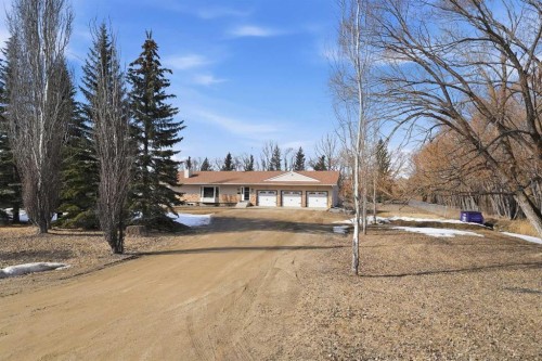 #80 C & E  TRAIL   39235 Trail  Rural Red Deer County, AB T4S 2A7