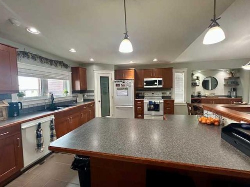 5314 55Th Ave, Bashaw, AB 