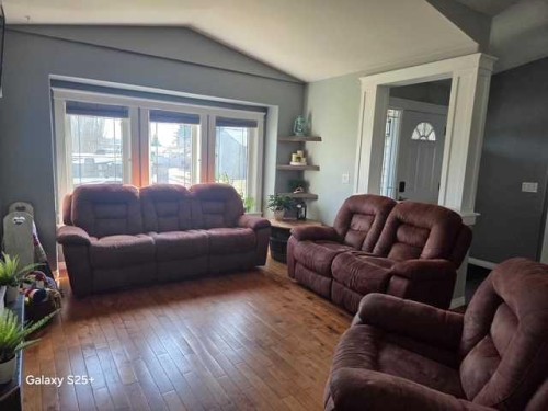 5314 55Th Ave, Bashaw, AB 