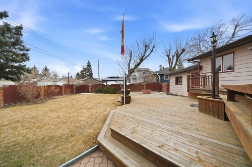 3919 43 Avenue, Red Deer, AB - Outdoor