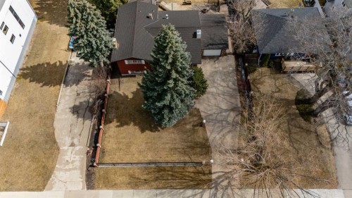 3919 43 Avenue, Red Deer, AB - Outdoor