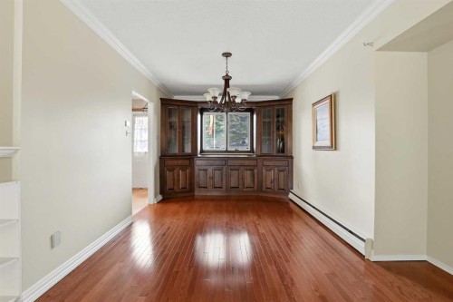 3919 43 Avenue, Red Deer, AB - Indoor Photo Showing Other Room