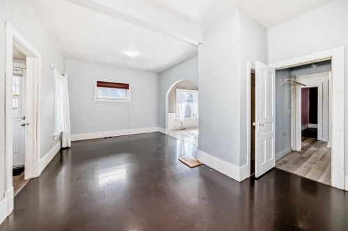 5017 54 Ave, Ponoka, AB - Indoor Photo Showing Other Room