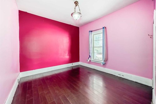 5017 54 Ave, Ponoka, AB - Indoor Photo Showing Other Room