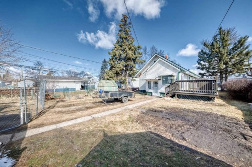 5017 54 Ave, Ponoka, AB - Outdoor With Deck Patio Veranda
