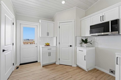 78 Parlby Crescent, Lacombe, AB - Indoor