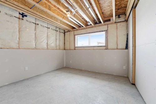 78 Parlby Crescent, Lacombe, AB - Indoor