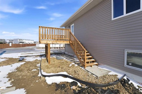 78 Parlby Crescent, Lacombe, AB - Outdoor With Exterior