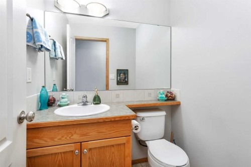 6203 Orr Drive, Red Deer, AB - Indoor Photo Showing Bathroom