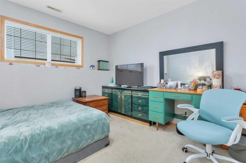 6203 Orr Drive, Red Deer, AB - Indoor Photo Showing Bedroom