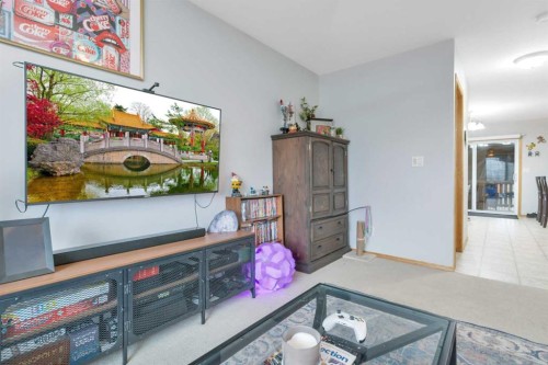 6203 Orr Drive, Red Deer, AB - Indoor Photo Showing Other Room